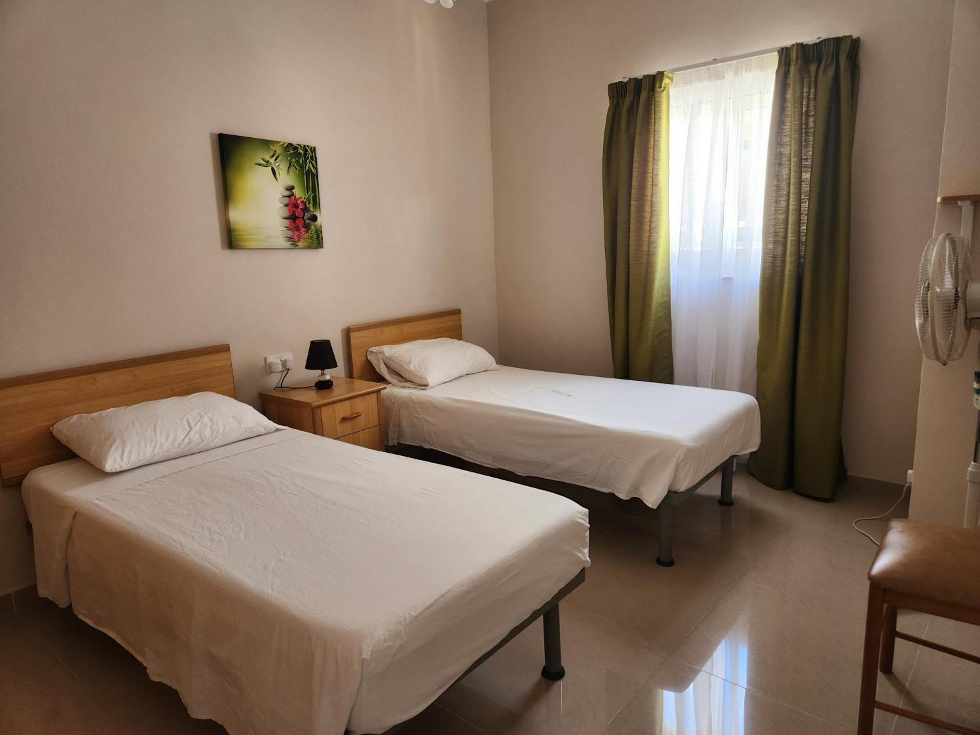 Riviera Holiday Apartments - Seafront - Wifi Marsaskala Exterior photo